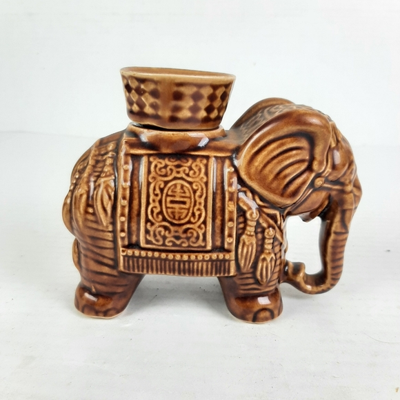 🛍Brown Elephant Oil Candle or Tea Light Holder 5" Tall - Picture 3 of 8